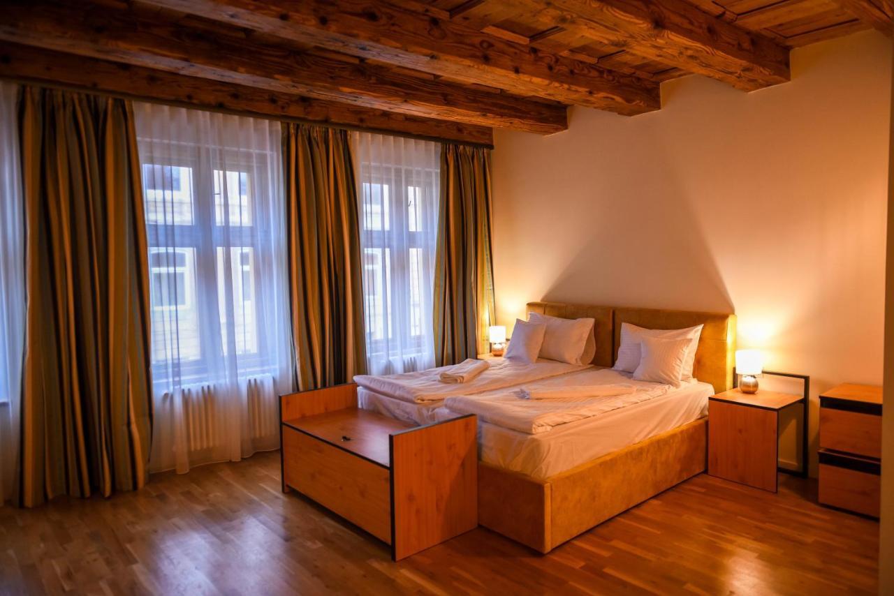 Schloss Apartments Brasov Ngoại thất bức ảnh