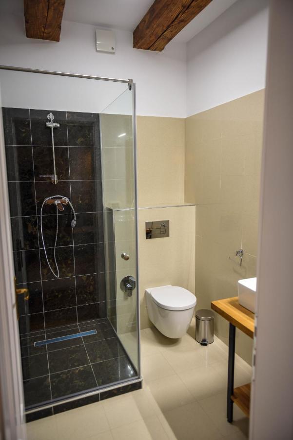 Schloss Apartments Brasov Ngoại thất bức ảnh
