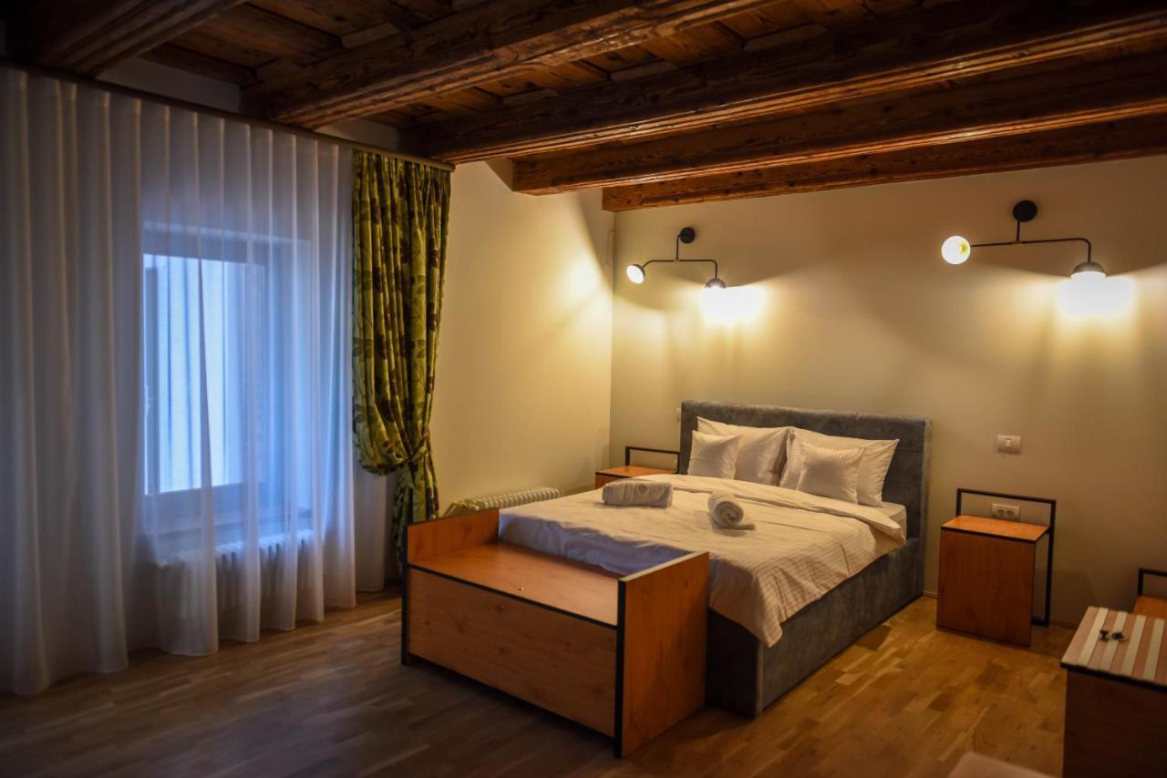 Schloss Apartments Brasov Ngoại thất bức ảnh
