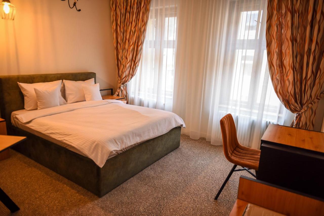 Schloss Apartments Brasov Ngoại thất bức ảnh