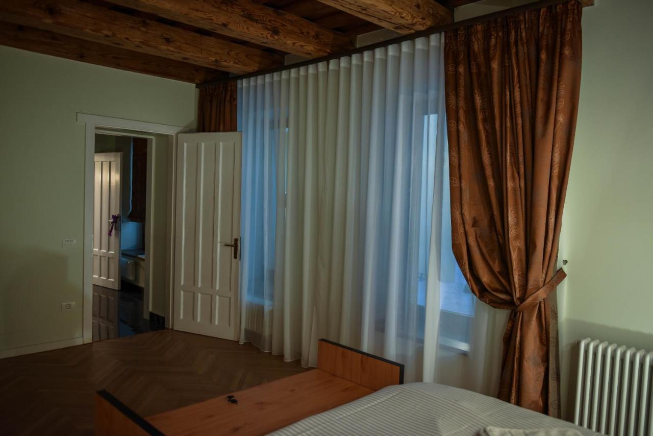 Schloss Apartments Brasov Ngoại thất bức ảnh